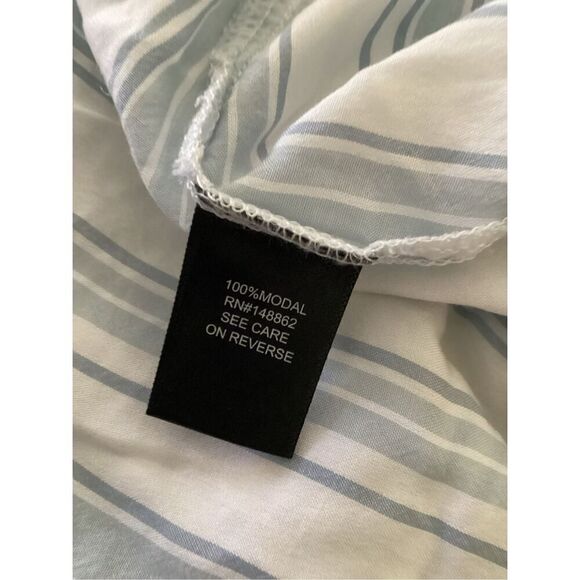 Torrid   - Picture 9 of 9